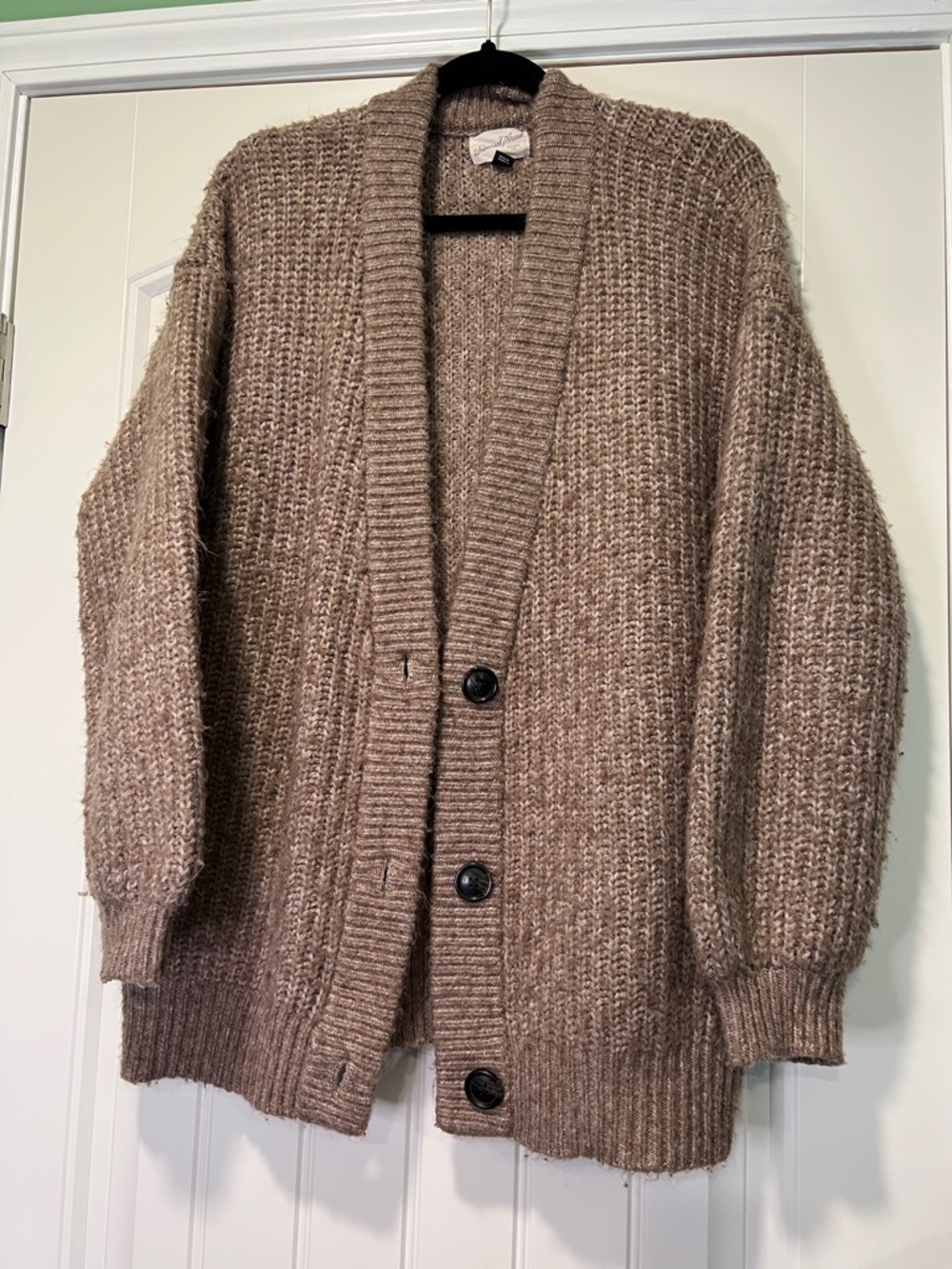 Universal Thread Chunky Knit Button-Front Cardigan in Taupe Brown